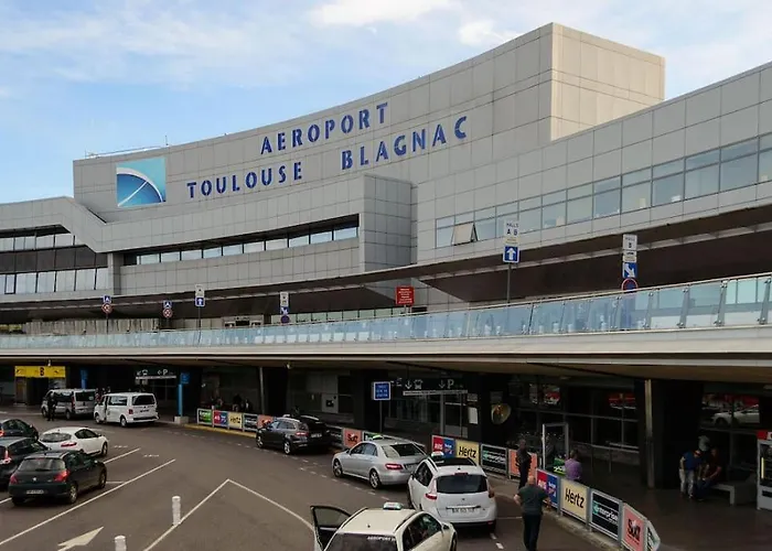 Le Central - Chambre Privative Avec Salon Et Terrasse Privee Casa de hóspedes *