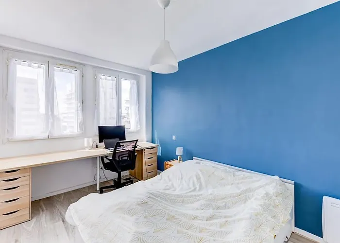 Le Central - Chambre Privative Avec Salon Et Terrasse Privee *