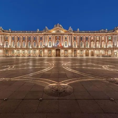 Le Central - Chambre Privative Avec Salon Et Terrasse Privee *
